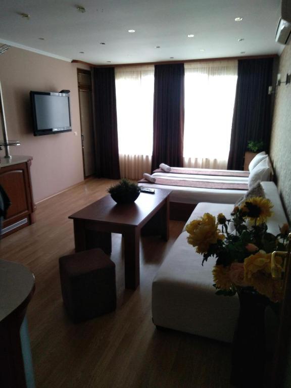 Къща За Гости Роси Pomorie Ngoại thất bức ảnh
